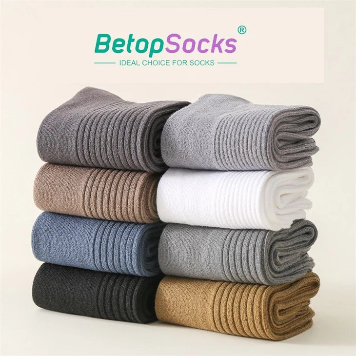 Men's Anti-Odor Moisture-Wicking Socks